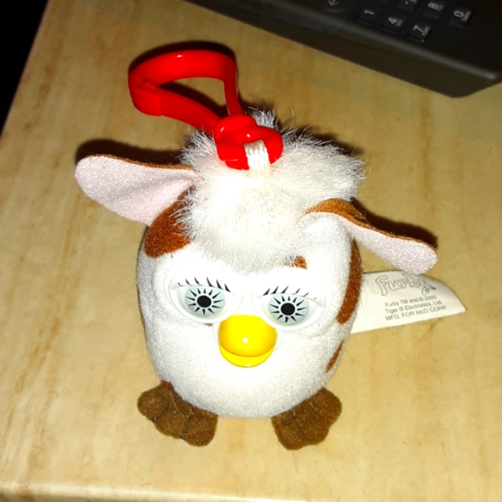 MCDONALD'S PROMO COW PATTERNED FURBY BAG CLIP NRMINT CONDITION